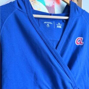 BRAVES Women's Royal Blue Pullover Hoodie with Red a Accent